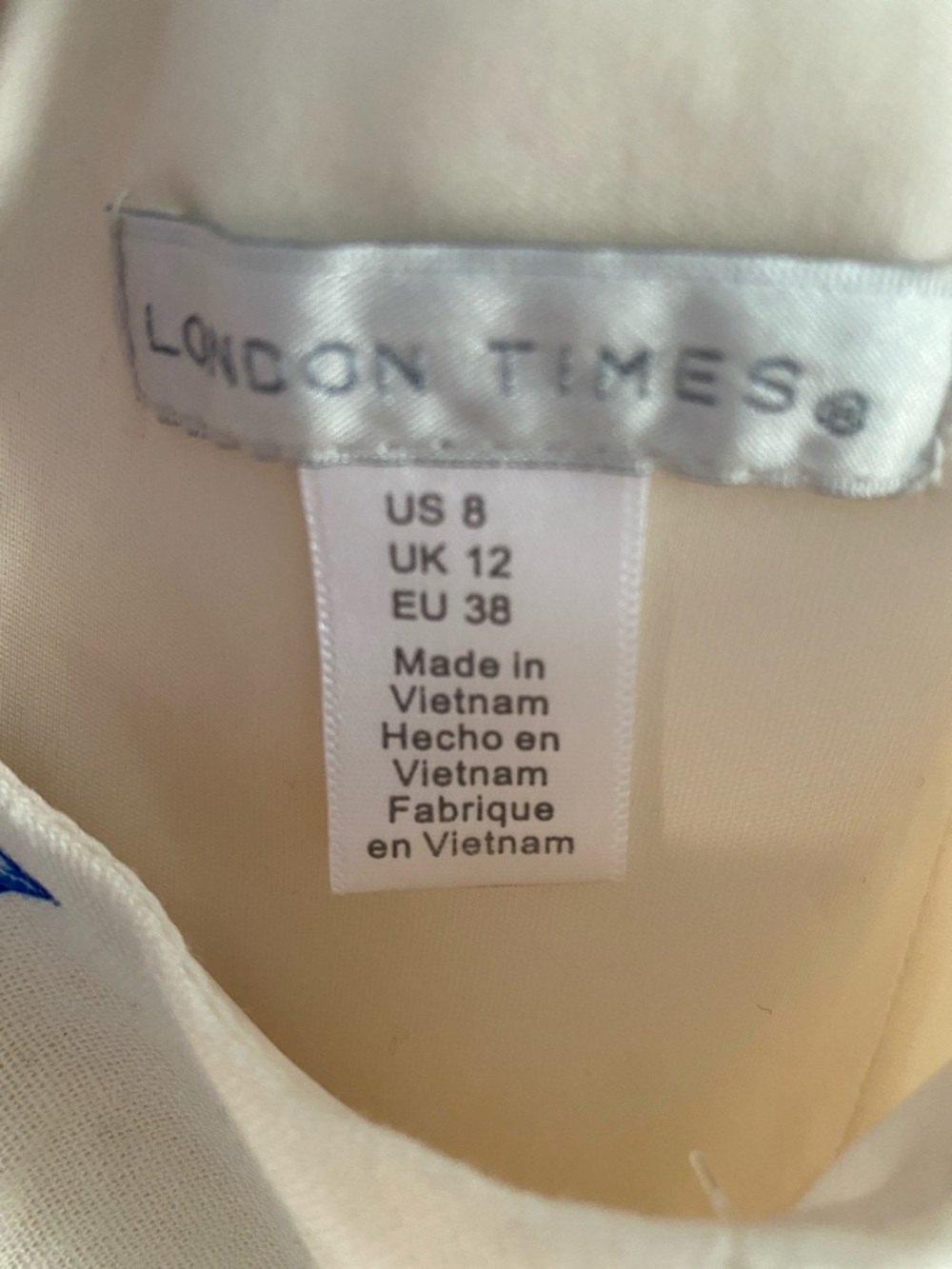 London Times White linen Dress with Blue Floral Print new without tags - Picture 3 of 5